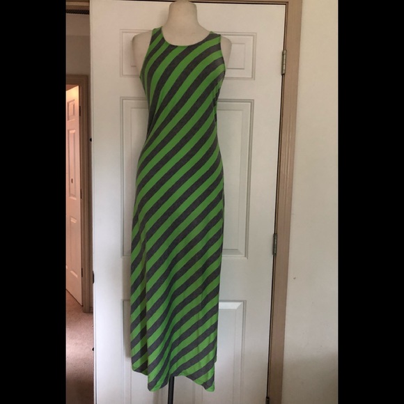 🍁3/$25 Woman’s strips dress by Just Love. Size Medium - Picture 3 of 6